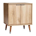 Modulaire houten kast met dubbele deuren en metalen voet**